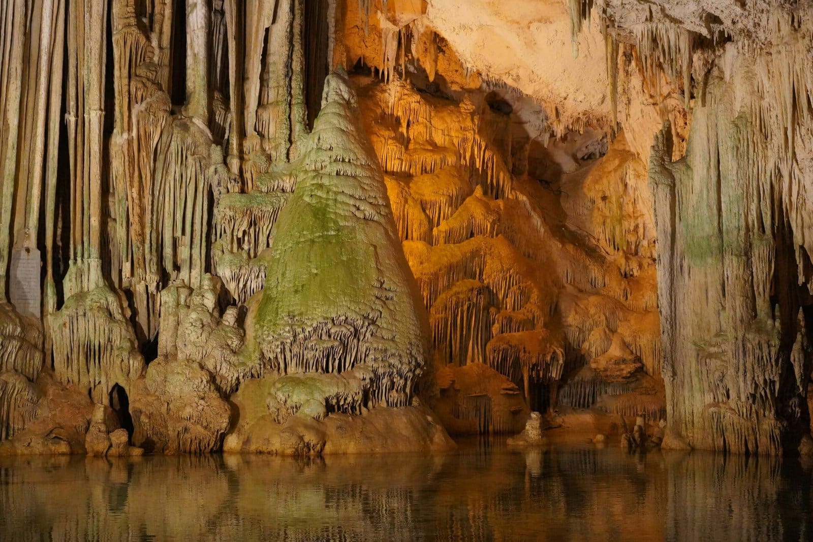 a group of large rocks in a cave